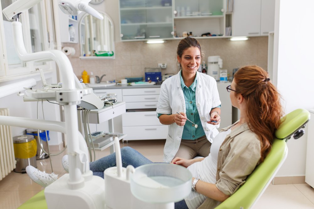 Лечение в кресле стоматолога