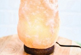 Солевые лампы: работают ли они для галотерапии, очистки воздуха и улучшения сна