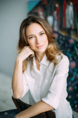 Елена Данникова, сертифицированный инструктор по гимнастике для лица, член международной ассоциации тренеров по гимнастике для лица, велнес-коуч, нутрициолог