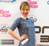 Долгих Анна, персональный тренер, дипломированный специалист в области ФВ и реабилитации. Многократный победитель соревнований по художественной гимнастики. Сертифицированный специалист по стретчингу, классической и степ аэробике, силовым и функциональным направлениям групповых