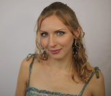 Алена Грозовская, психотерапевт, психолог, диетолог, специалист по работе с пищевыми зависимостями, выходу из стресса и депрессии