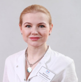 Шахнович Анна Александровна, зав. отделением ФГБУ «Поликлиника №5» Управления делами Президента Российской Федерации. Дерматовенеролог, косметолог, кандидат медицинских наук