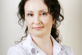 Дина Панченко, главный врач, высшая категория, дерматовенеролог, косметолог. Аккредитованный эксперт Росздравнадзора РФ по Иркутской области по специальности «Косметология», ассистент кафедры рефлексотерапии и косметологии Иркутской государственной медицинской академии последипломного образования (ИГМАПО)