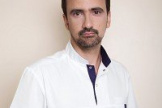 Василий Тарасенко, кандидат медицинских наук, член международного общества эстетических хирургов, заведующий отделением пластической хирургии международной группы клиник МедиЭстетик (Санкт-Петербург)