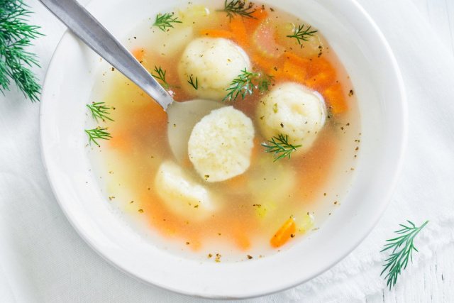 Суп куриный с клецками - пошаговый рецепт с фото на натяжныепотолкибрянск.рф