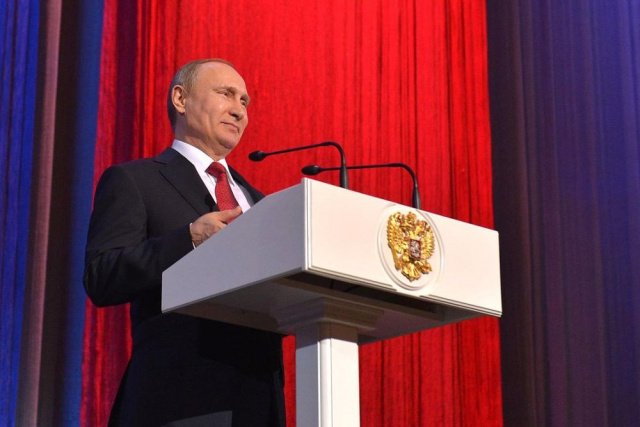 Il presidente Putin pianifica la transizione alla telemedicina