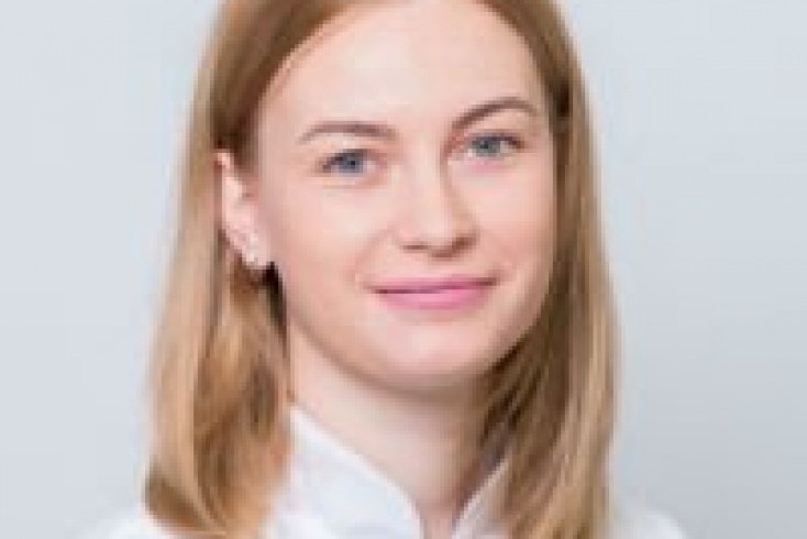 Ирина Дворянинова, врач-дерматовенеролог, трихолог Ирина Дворянинова, врач-дерматовенеролог, трихолог