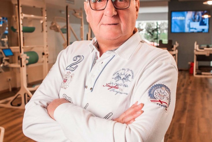 Евгений Эвальевич Блюм, профессор, доктор медицинских наук, эксперт в области восстановления здоровья биомеханическими методами