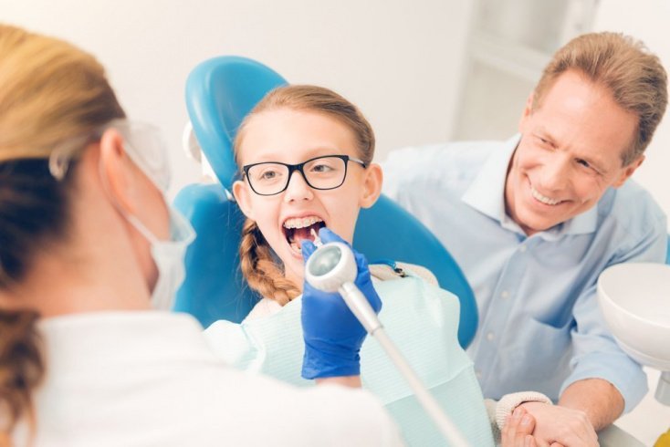 Кариозные причины разрушения зубов у детей