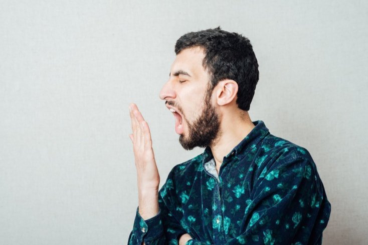 Неприятный запах изо рта — не единственный симптом