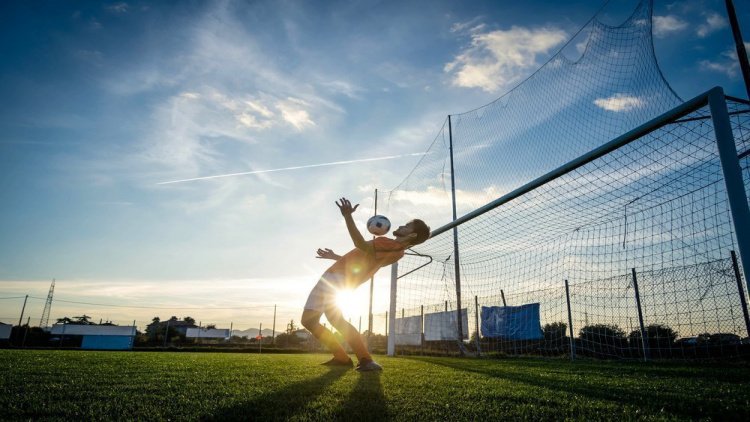 Польза и недостатки физических нагрузок, оказываемых при игре в футбол