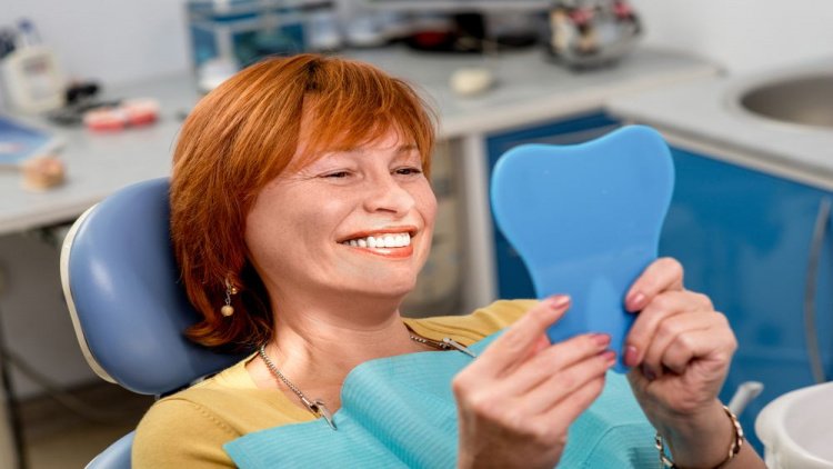 Как стоматологи проводят имплантацию?