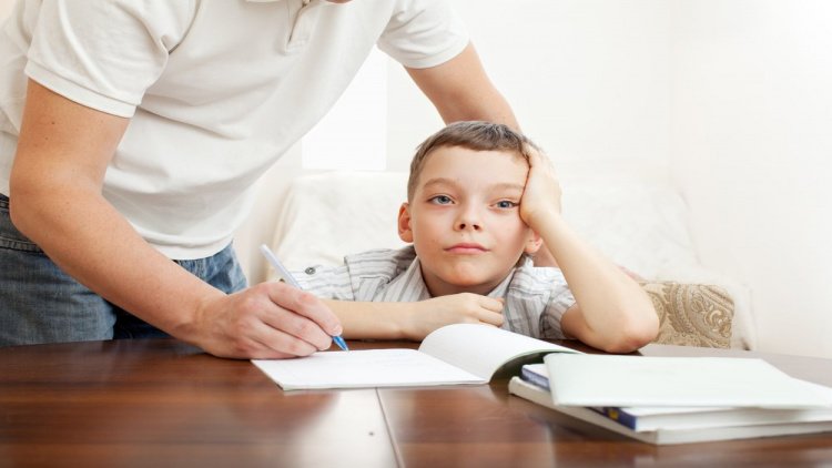 Что делать родителям, если ребёнок прогуливает уроки?