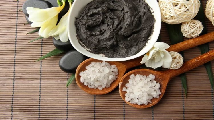 Косметический уход за кожей: свойства черной глины