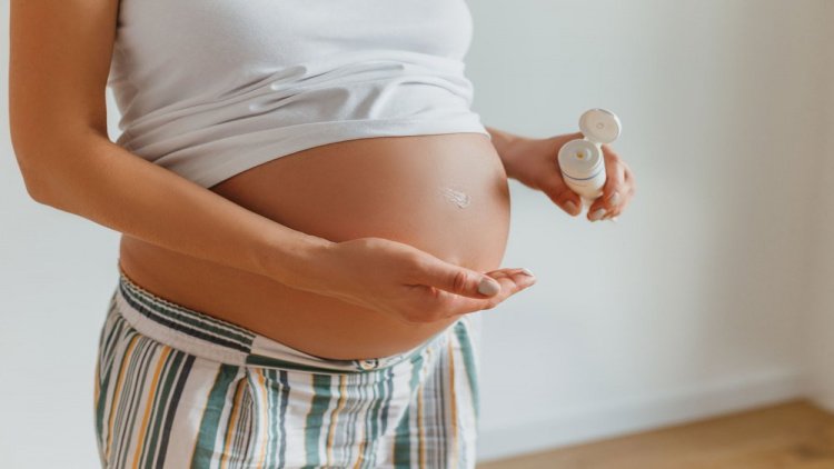 Какой крем от растяжек при беременности самый лучший?
