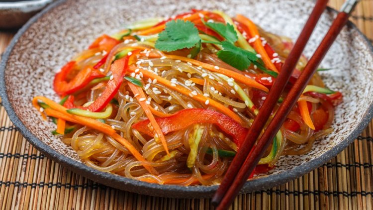 Классический рецепт китайской лапши с овощами
