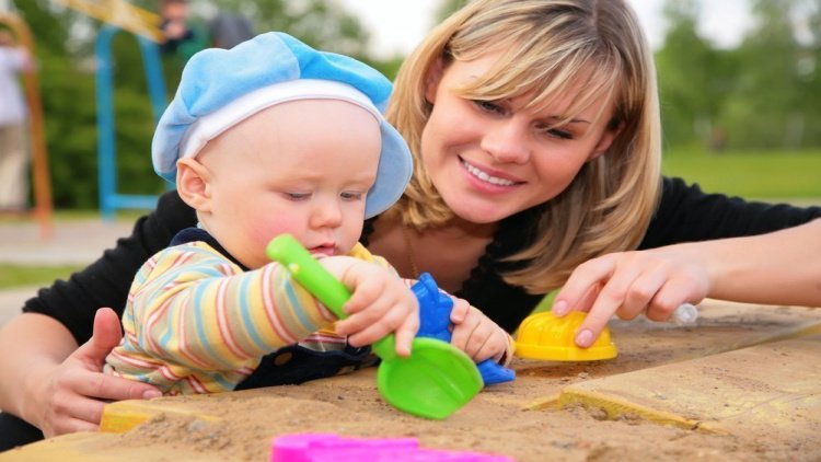 Игры в песочнице для развития ребёнка