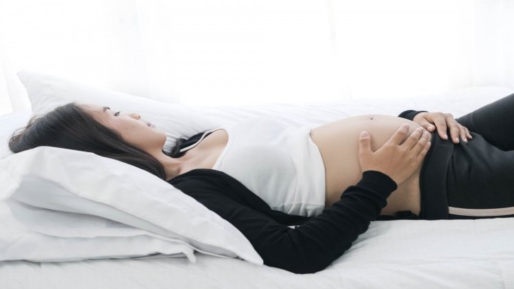 Нужно ли беременным спать днем