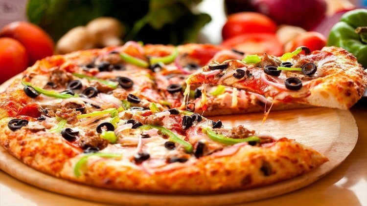 Пицца с овощами — любимый рецепт молодежной вечеринки