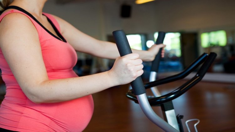 Как беременность способствует набору лишнего веса