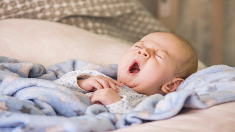 Ребёнок в период новорожденности: сколько ему спать?
